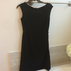 🎀 The Limited Black Dress